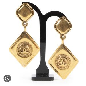 1980’s Diamond shaped clip on earrings ( Vintage Chanel costume jewelry)